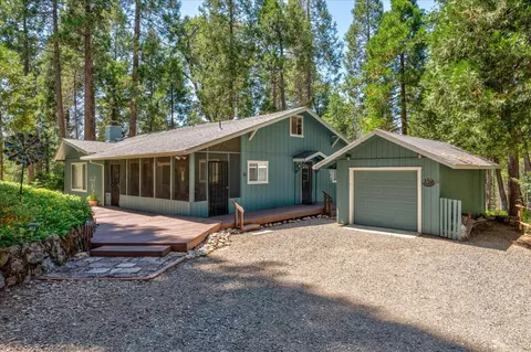 7167 Snyder Ridge Rd, Mariposa, CA 95338