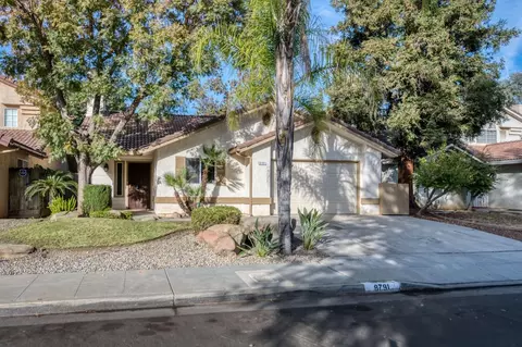 8791 N Barton Ave, Fresno, CA 93720