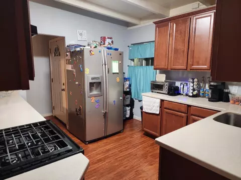 1108 W Lansing Way, Fresno, CA 93705