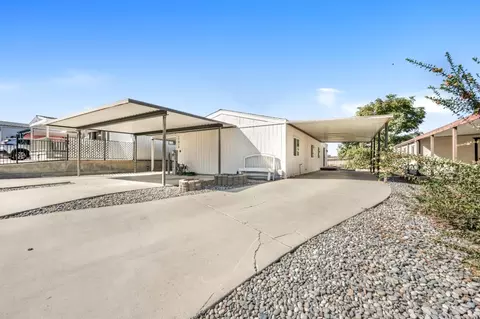 17615 Parkcliffe Ln, Friant, CA 93626