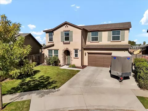 708 Portola, Lemoore, CA 93245 photo 1