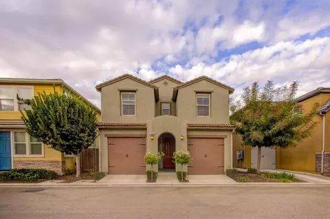 1344 Royalty Way, Clovis, CA 93619