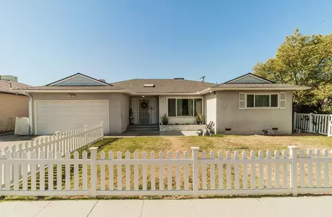 5771 N Sherman Ave, Fresno, CA 93710