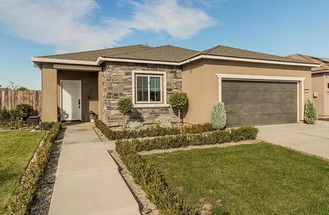 1126 Millar Ave, Fowler, CA 93625