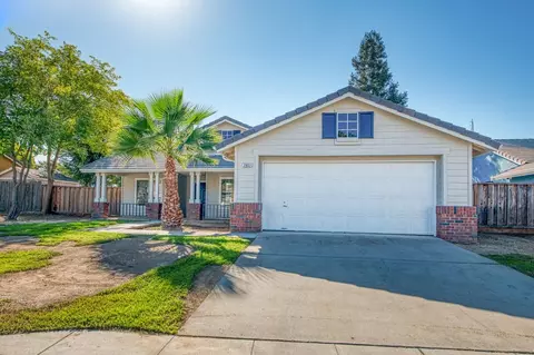 2952 Purvis Ave, Clovis, CA 93611