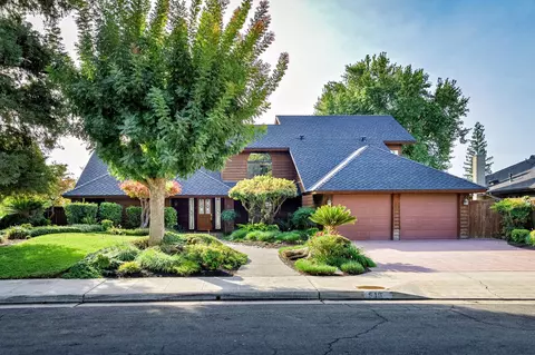 519 E Mallard Cir, Fresno, CA 93730