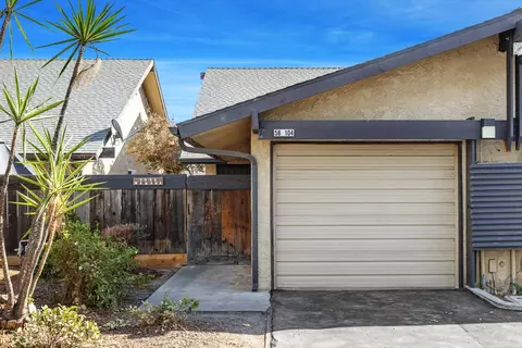 58 W Sierra Ave #104, Fresno, CA 93704