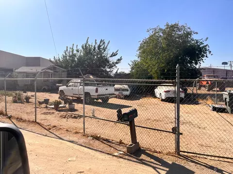 5069 W W Msn, Fresno, CA 93722