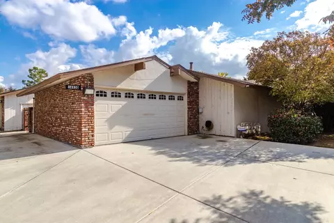 1695 W Calimyrna Ave #8D, Fresno, CA 93711