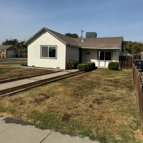 1320 Orange Ave, Chowchilla, CA 93610