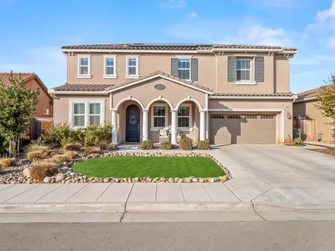 4257 Santa Ana Ave, Clovis, CA 93619