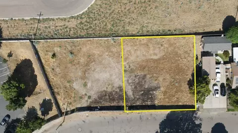 95 Lot Roeding Park, Fresno, CA 93728
