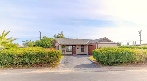 943 Brookhaven Dr, Clovis, CA 93612