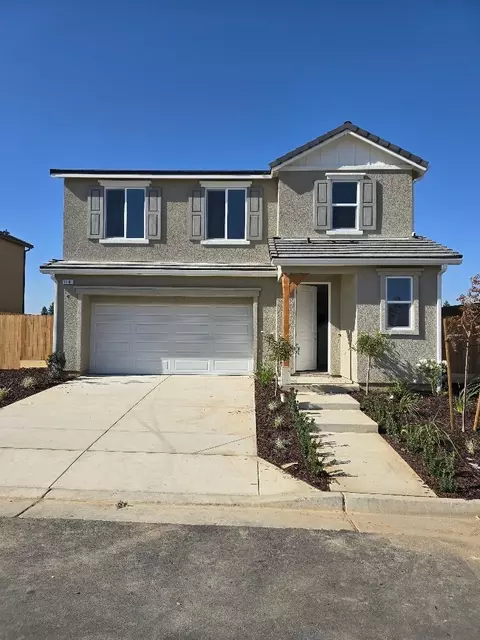 11189 N Ocaso Dr, Fresno, CA 93730
