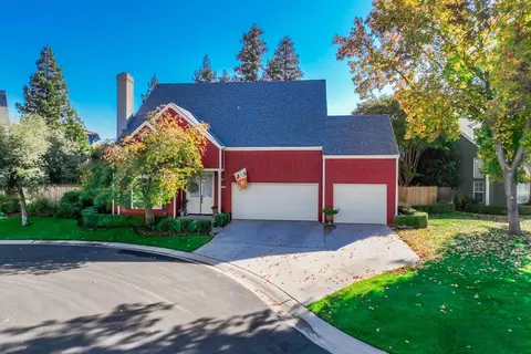 1049 E Monticello Cir, Fresno, CA 93720