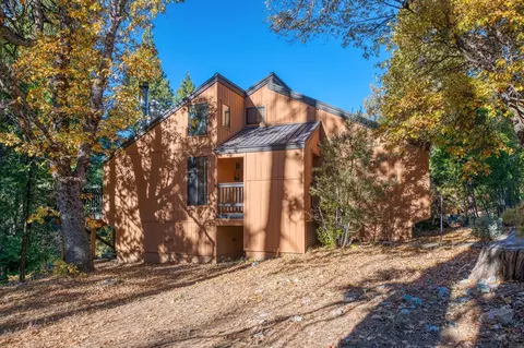 40660 Village Pass Ln #83, Shaver Lake, CA 93664