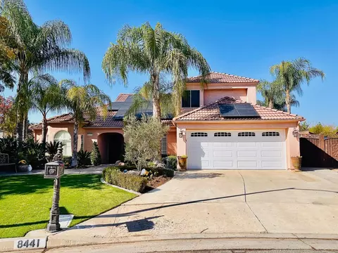 8441 N Jackson Ave, Fresno, CA 93720
