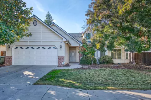 7939 N Backer Ave, Fresno, CA 93720