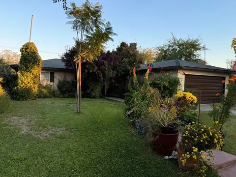 4534 N Duke Ave, Fresno, CA 93727