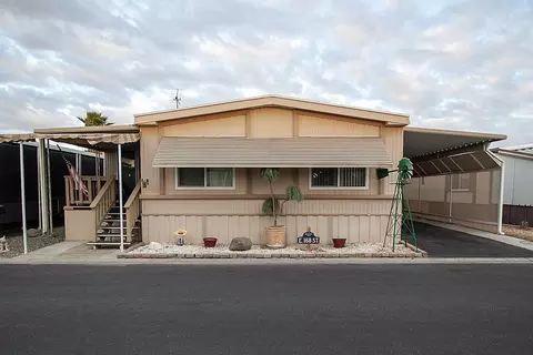 221 W Herndon Ave #195, Fresno, CA 93650