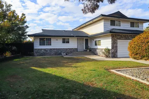 1510 E Roberts Ave, Fresno, CA 93710