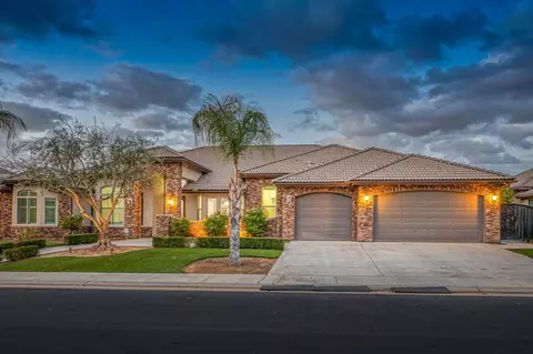 2777 Omaha Ave, Clovis, CA 93619