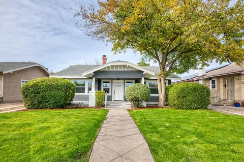1035 N Adoline Ave, Fresno, CA 93728