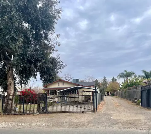 724 N Lafayette Ave, Fresno, CA 93728
