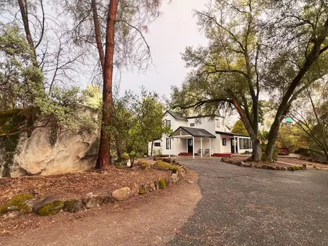 42688 Deep Forest Dr, Coarsegold, CA 93614