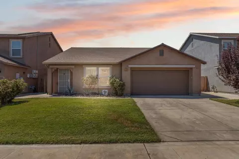 2209 Poppyview Pl, Tulare, CA 93274