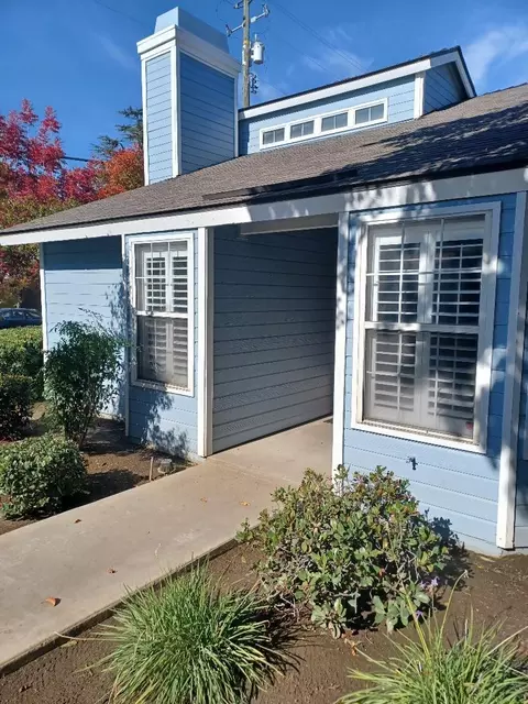1462 Plymouth Rock Way, Clovis, CA 93612