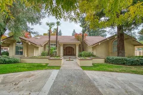 7444 N Channing Way N, Fresno, CA 93711