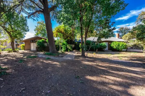 4247 N Thorne Ave, Fresno, CA 93704