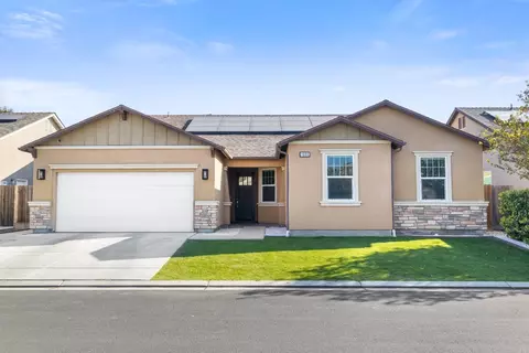 1685 Softwind Dr, Tulare, CA 93274