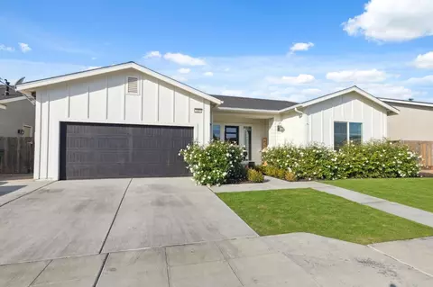3405 N Burgan Ave, Fresno, CA 93727