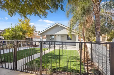 2576 S 10th St, Fresno, CA 93725