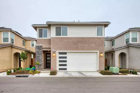 2625 Commonwood Ln, Clovis, CA 93619