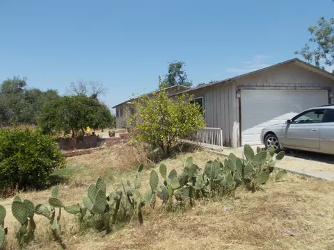 39370 Squaw Valley Rd, Squaw Valley, CA 93675