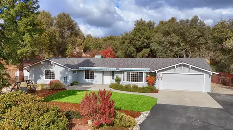 41840 Dillon Ct, Ahwahnee, CA 93601