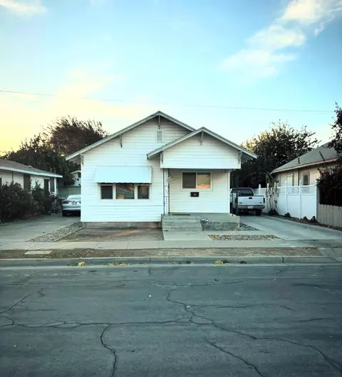 571 Fresno St, Coalinga, CA 93210
