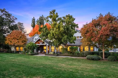 2733 Heritage Ave, Clovis, CA 93619