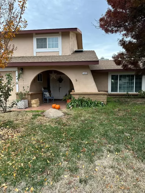 1016 Los Altos Ave, Clovis, CA 93612 photo 1