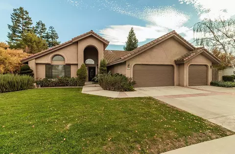 3228 Windsox Ct, Madera, CA 93637