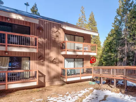 7540 Henness Cir #B101, Yosemite National Park, CA 95389
