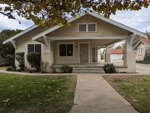 812 N St, Sanger, CA 93657