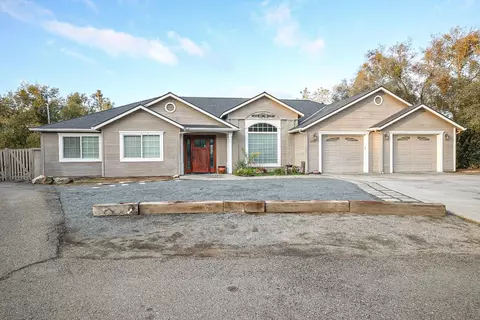 42063 Starlight Dr, Coarsegold, CA 93614