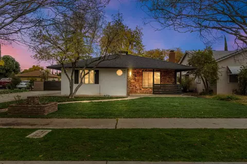 4911 E Iowa Ave, Fresno, CA 93727