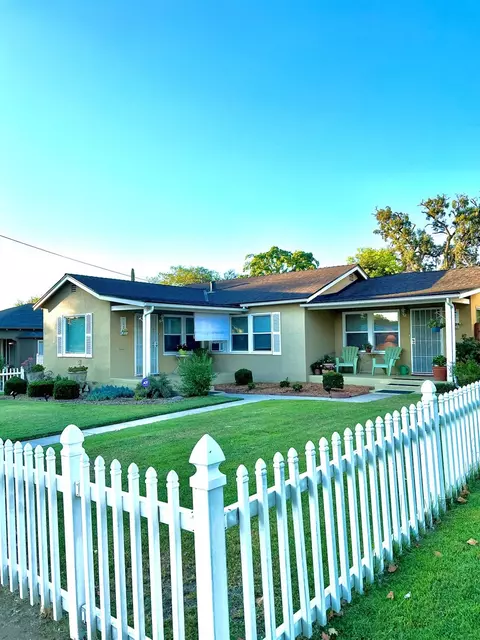 128 E Yale Ave, Fresno, CA 93704