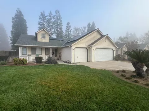 4794 W Gibson Ave, Fresno, CA 93722