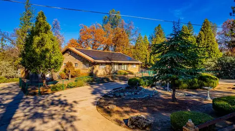 48895 Rock Point Road Rd, Oakhurst, CA 93644